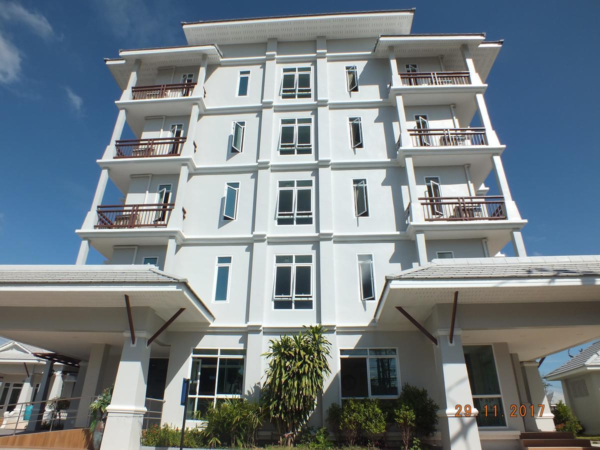 Hotel Sukkhamas Pirom Nakhonratchasima Exterior foto