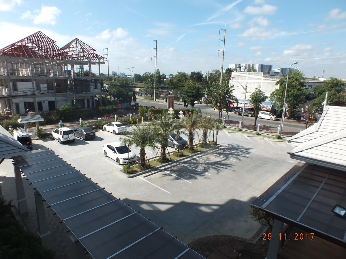 Hotel Sukkhamas Pirom Nakhonratchasima Exterior foto